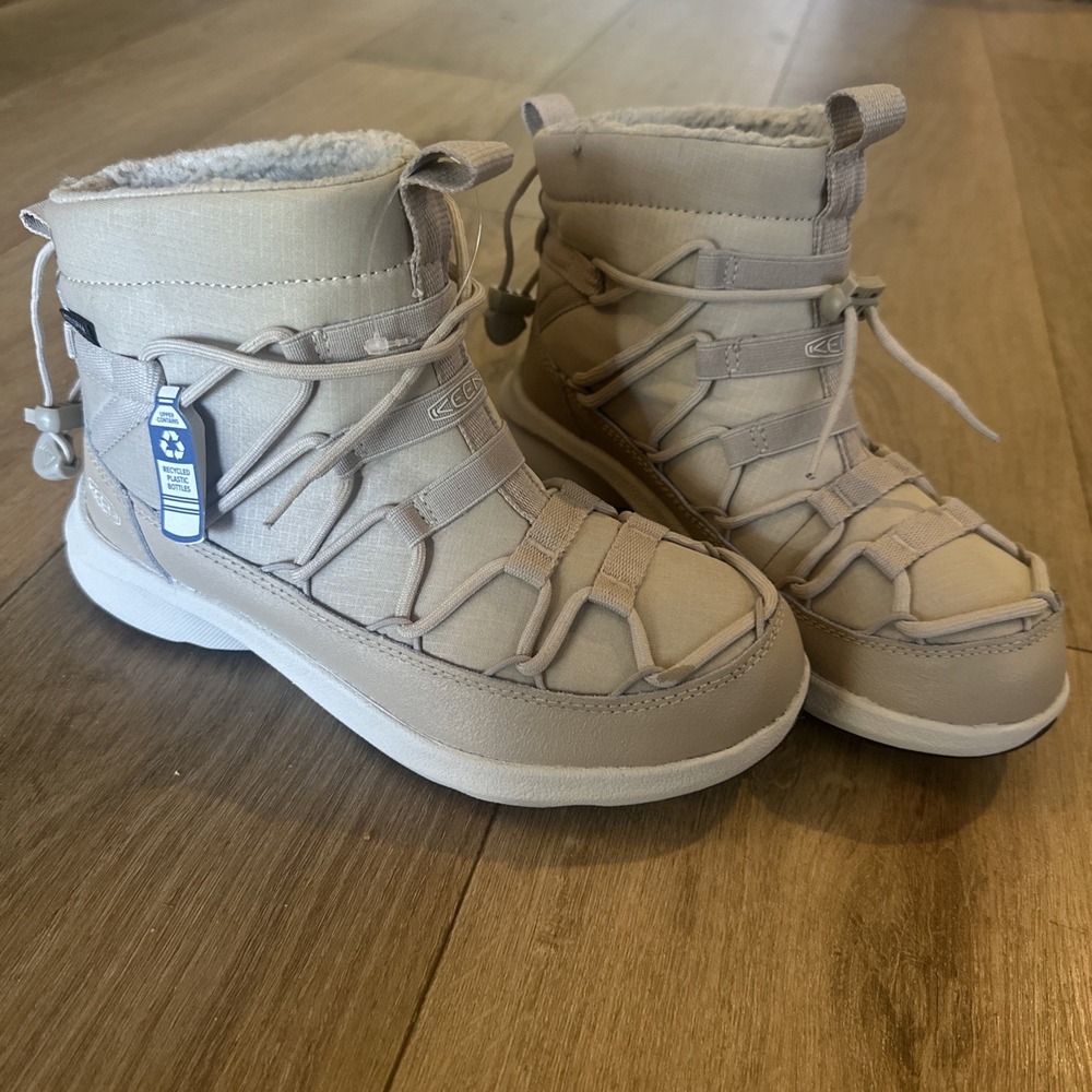 New Keen Womens Uneek Safari/Birch Chukka All Weather Keen Dry Boots‎ Size 5 *